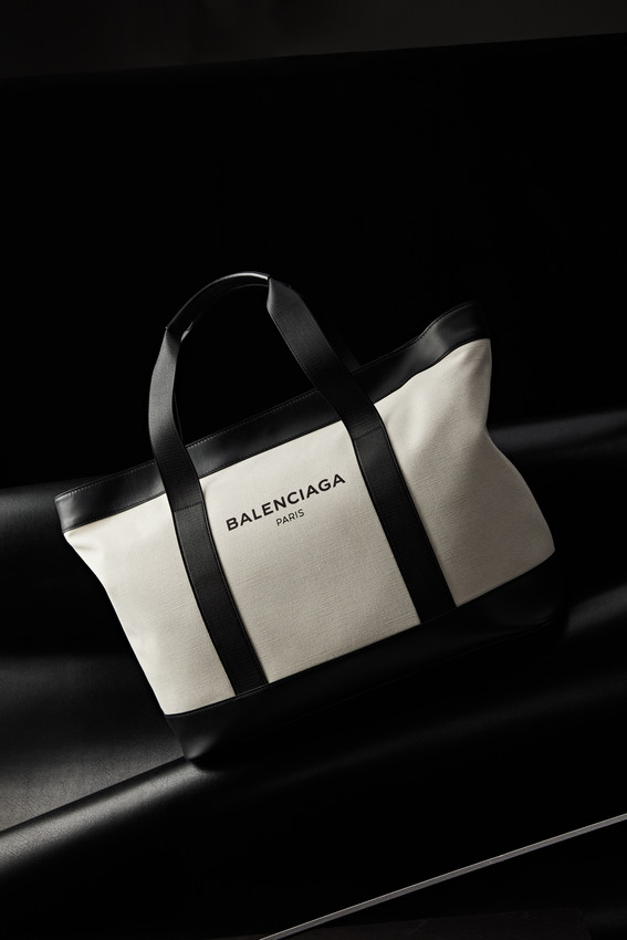 RODNEY SMITH - PORTFOLIO - OFF-FIGURE